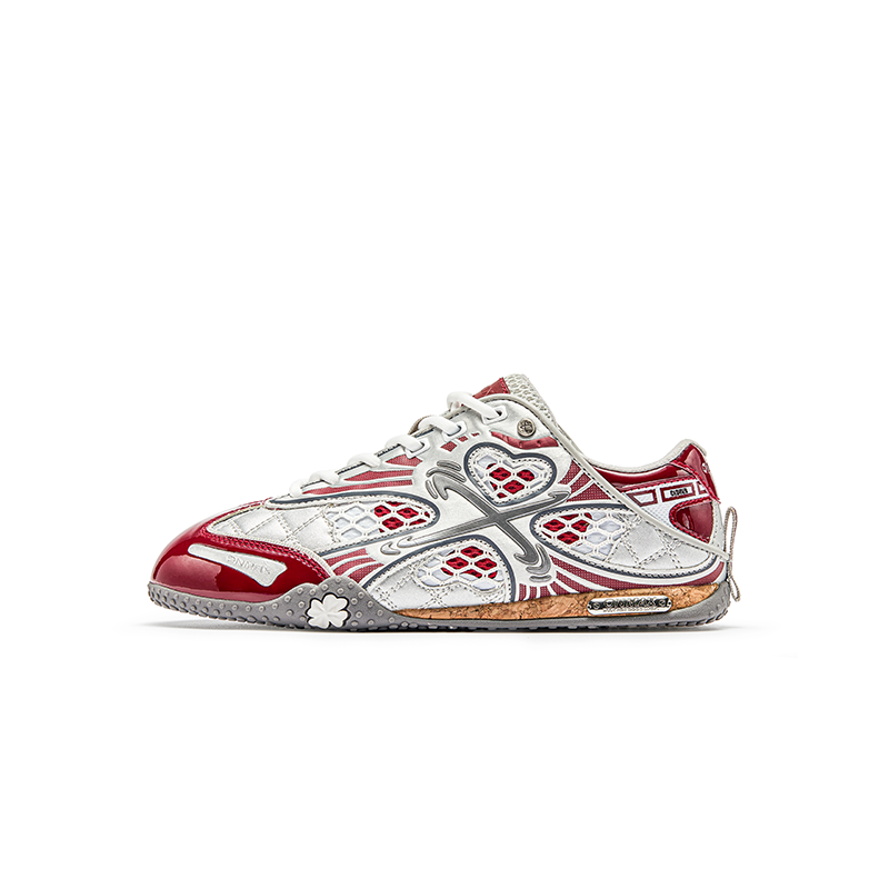 ON MAX Low top Training Shoes Women’s Red