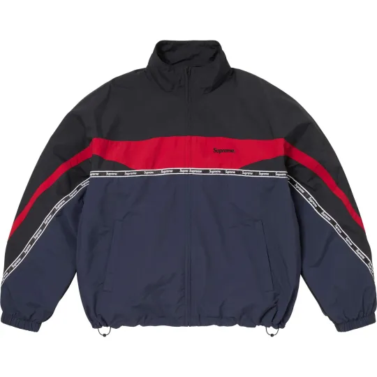 Спортивная куртка Supreme SS26 WEEK12 с логотипом и лентой. Спортивная куртка контрастного цвета с воротником-стойкой и застежкой-молнией, одинаковый стиль для мужчин и женщин.