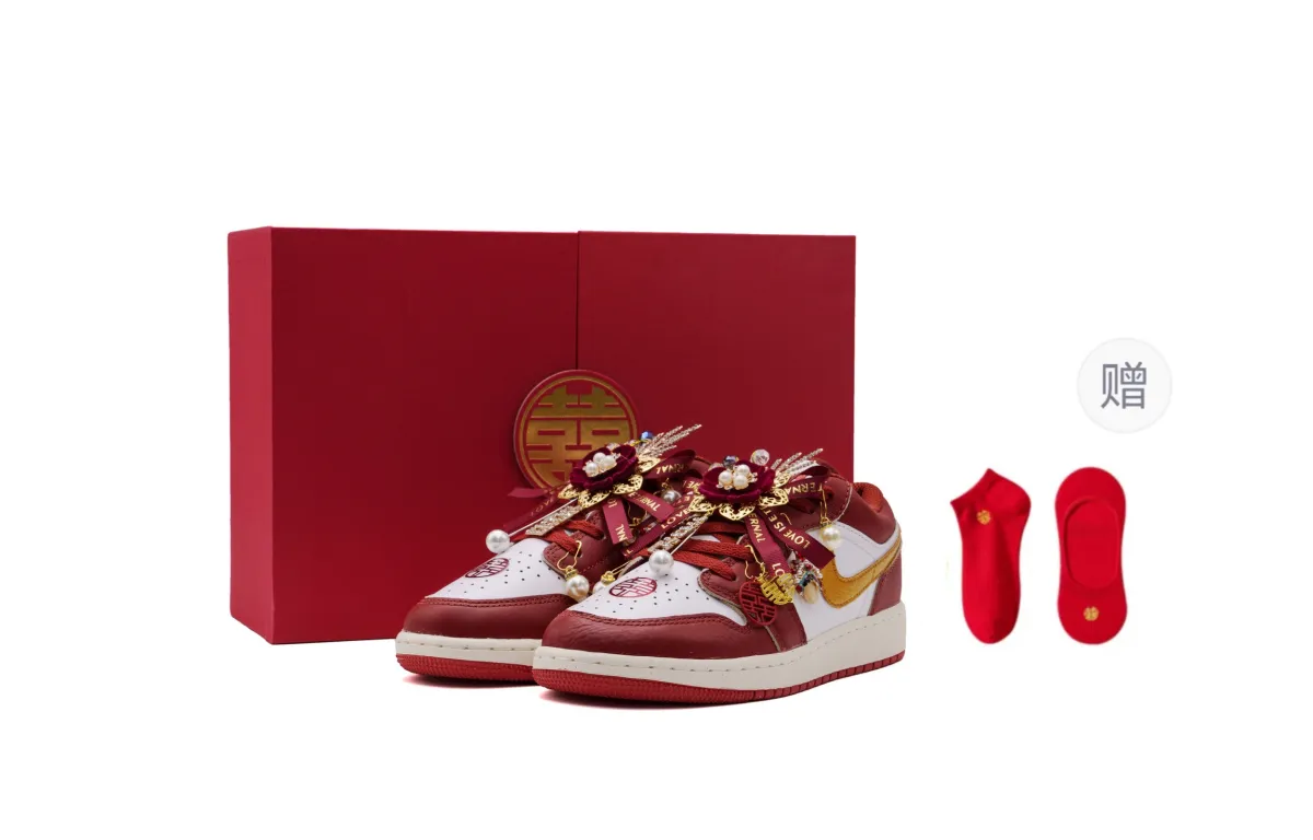 Jordan Air Jordan 1 Abrasion Resistant Low top Vintage Basketball Shoes Unisex Red
