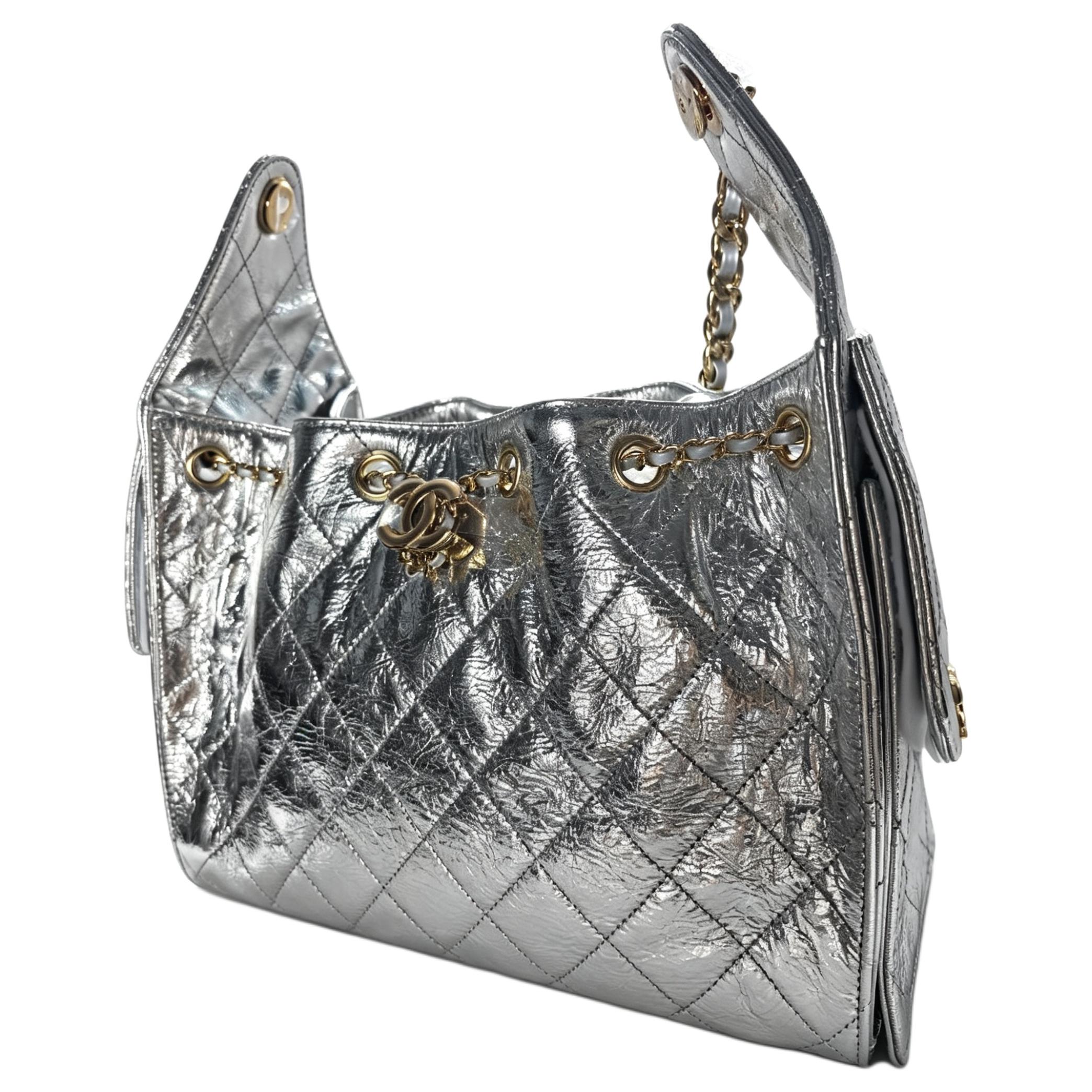 Женская сумка Chanel 25Bag 26A C Logo (серебряный) — фото 2