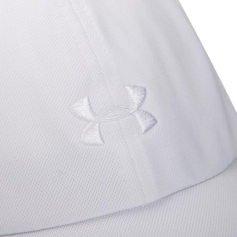 Женская кепка Under Armour (белая) — фото 3