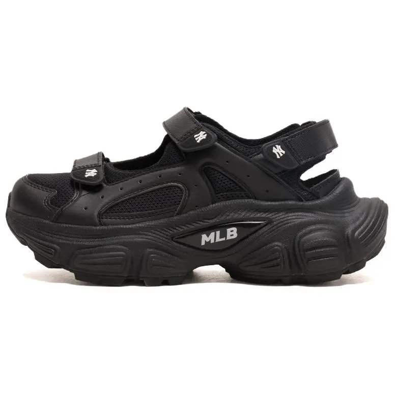 MLB New York Yankees River Trekking Shoes Unisex Black
