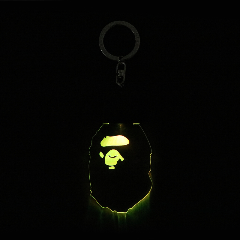 Брелок A BATHING APE (белый) — фото 7
