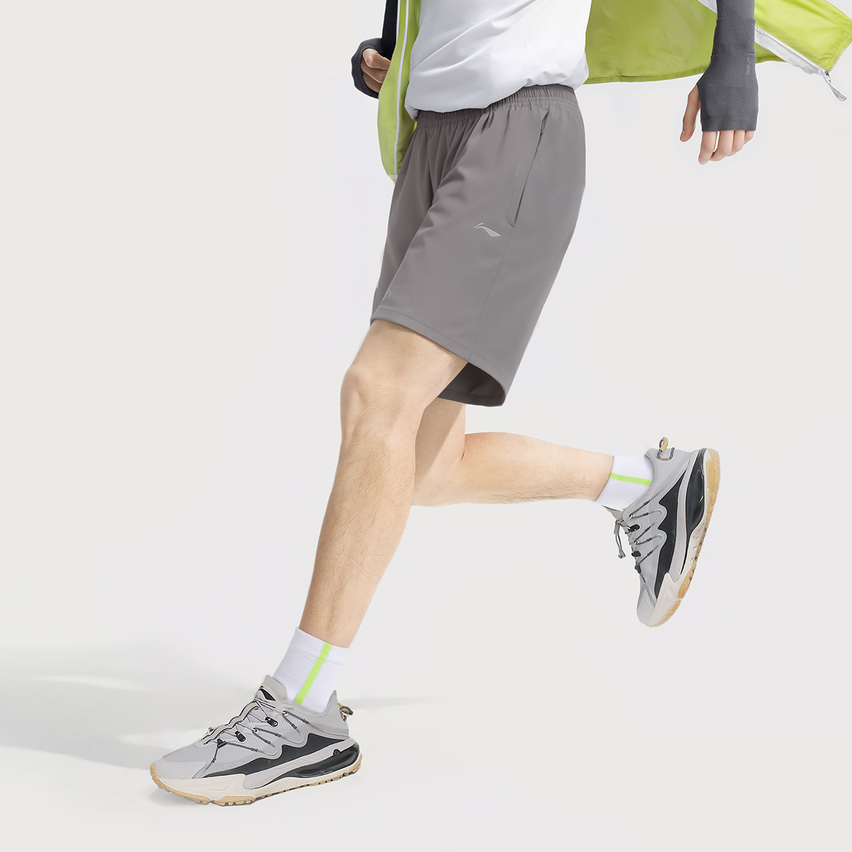 Li Ning Fitness Series Sports Shorts Men’s Road Gray Single Label