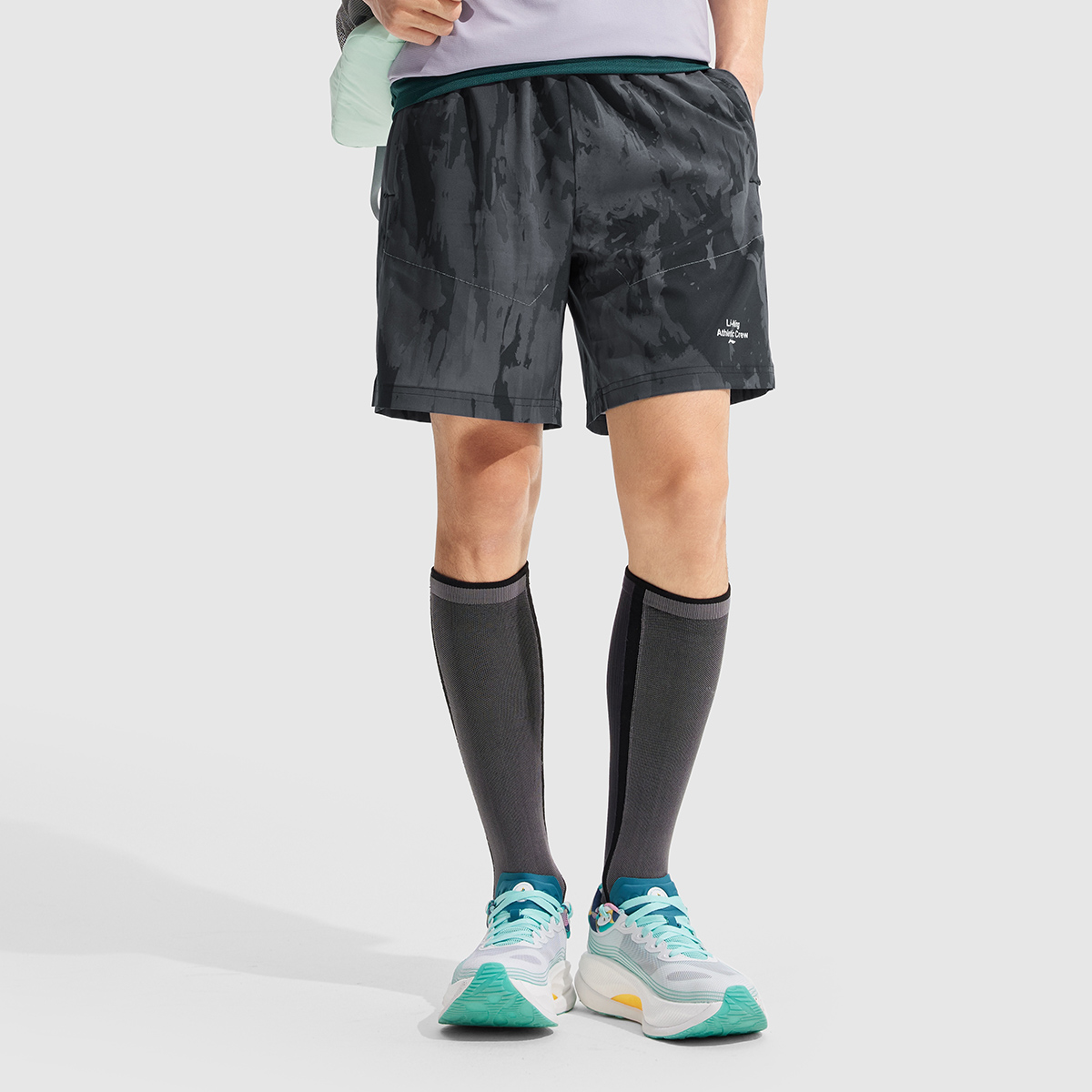 Li Ning Fitness Series Sports Shorts Men’s Black All Over Print