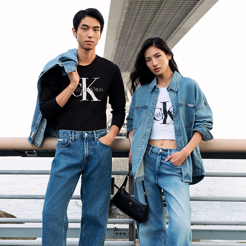 Женская сумка CALVIN KLEIN (космический черный) — фото 2