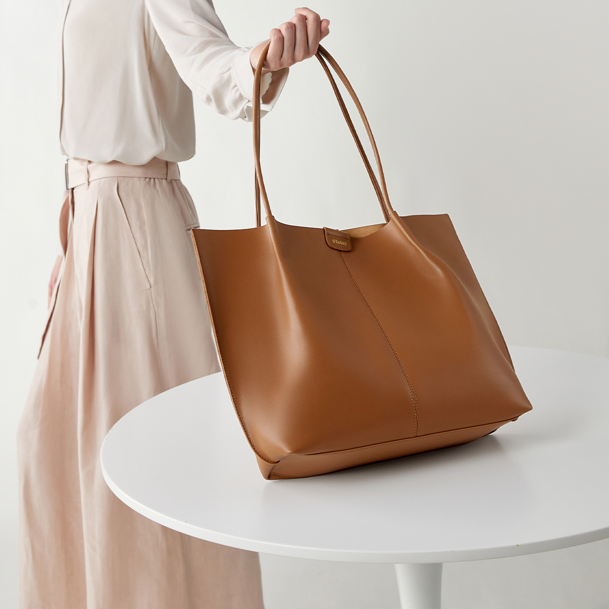 ST&SAT   tote
