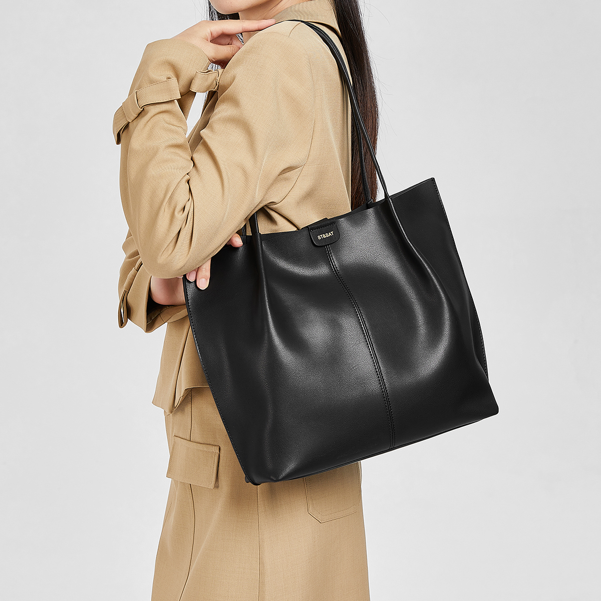 ST&SAT   tote