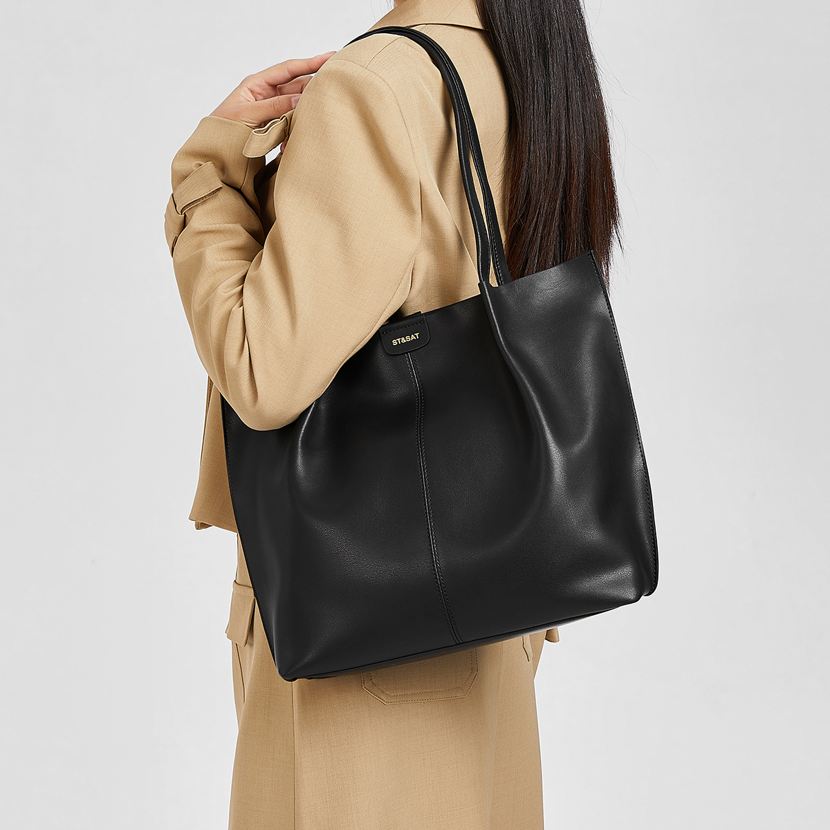 ST&SAT   tote