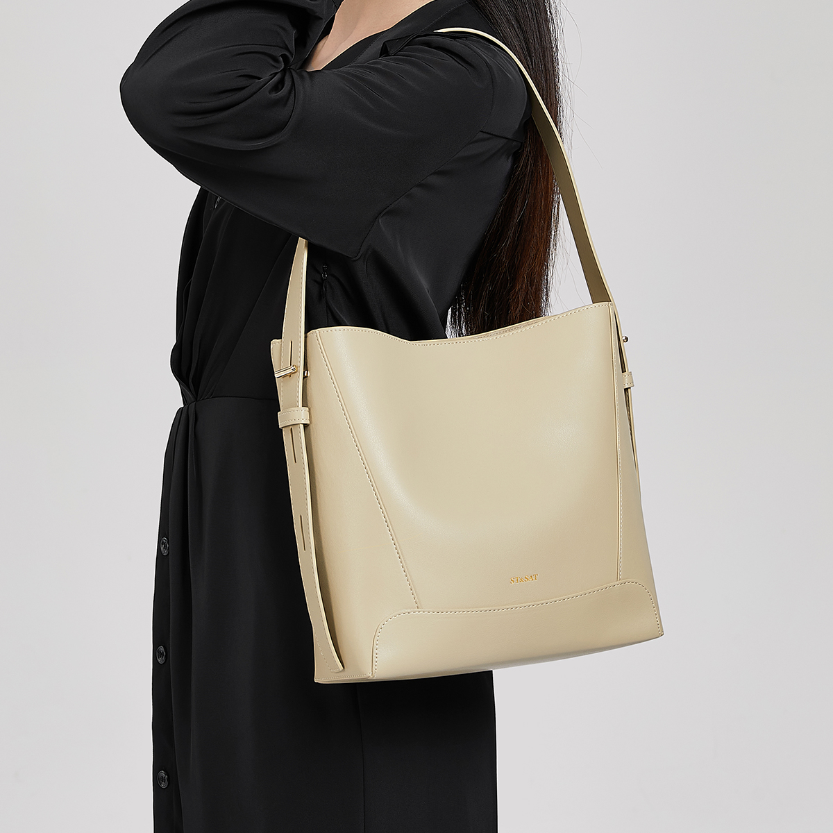 ST&SAT   tote