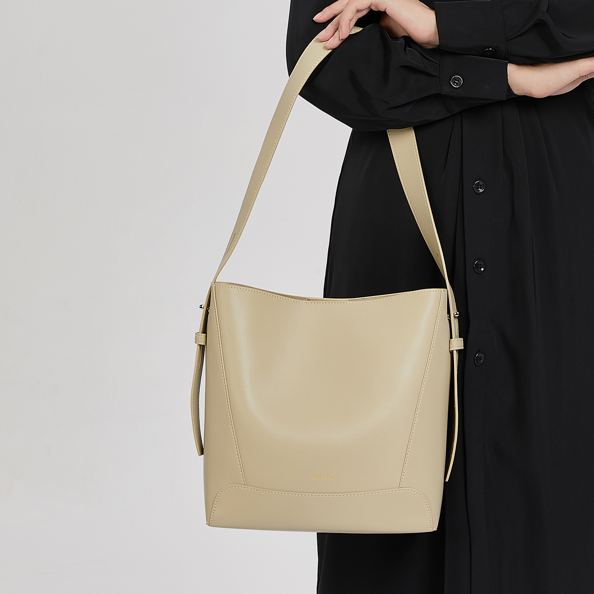 ST&SAT   tote