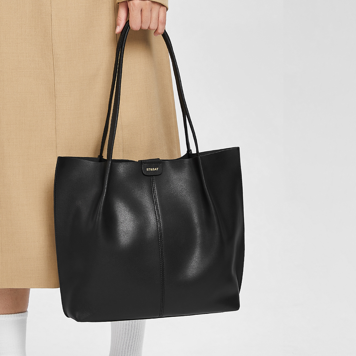 ST&SAT   tote