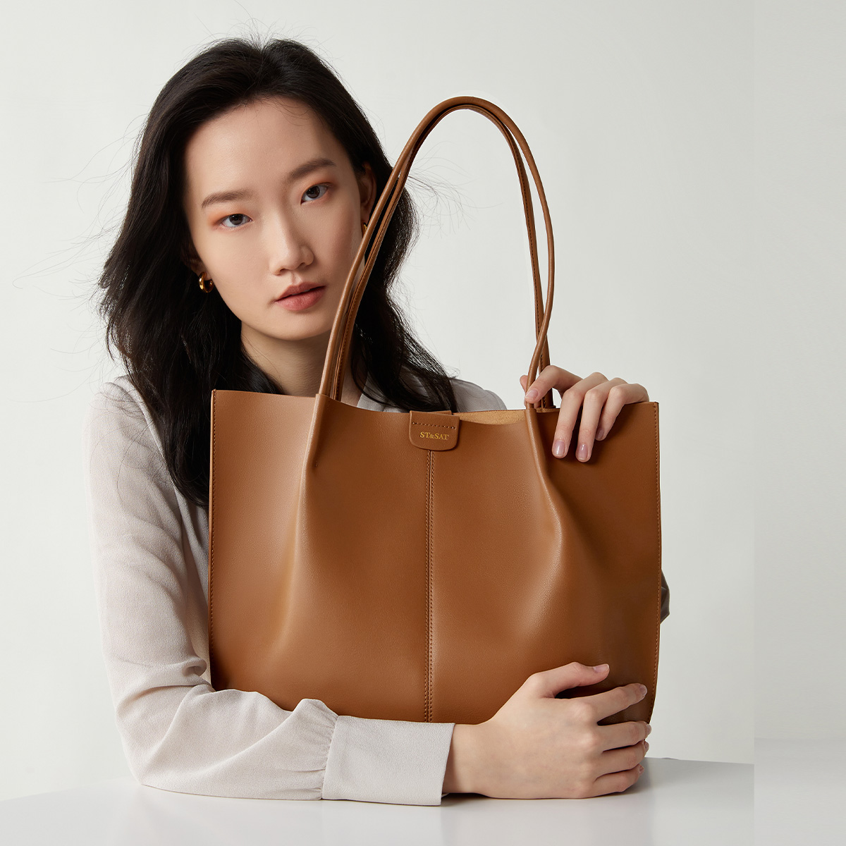 ST&SAT   tote
