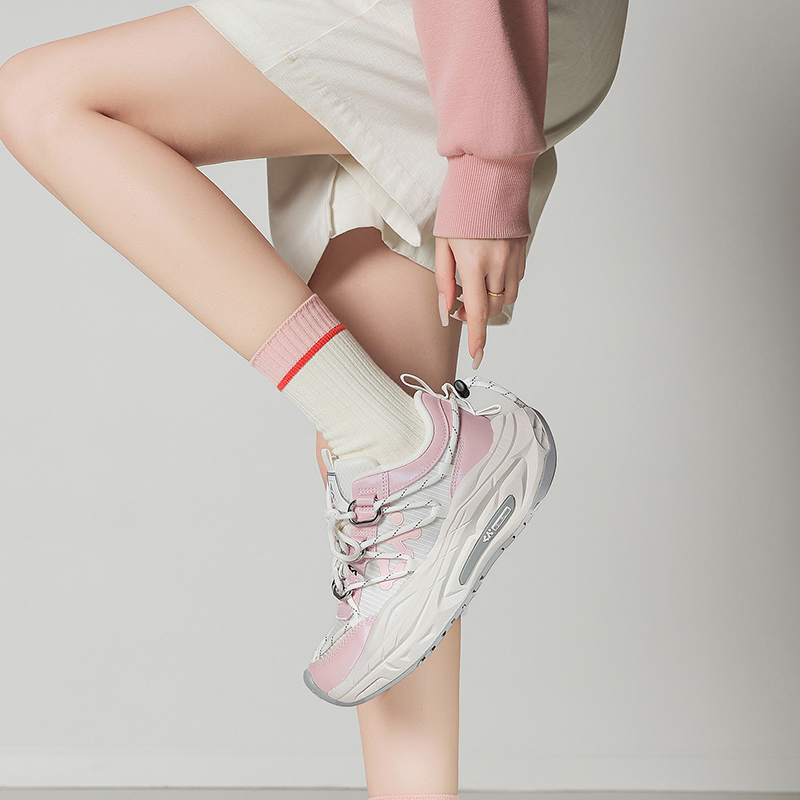 CN Cushioning Height Increasing Lightweight Breathable And Quick Dry Slip Resistant Low top EVA Casual City Commuting