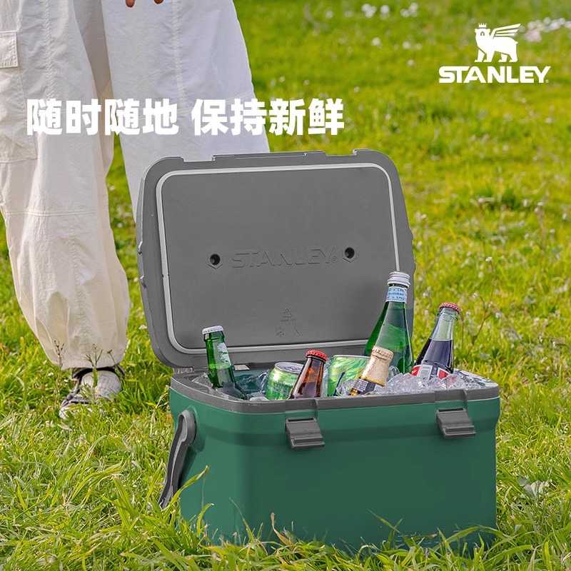 STANLEY Outdoor Insulated Boxes