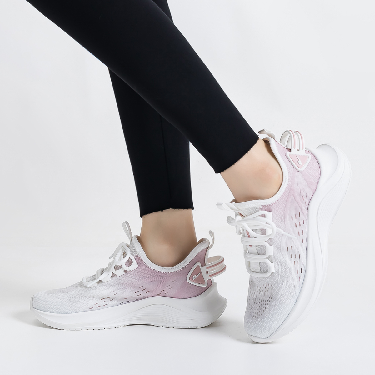 Warrior Cushioning Coverage Rebound Abrasion Resistant Lightweight Breathable Slip Resistant