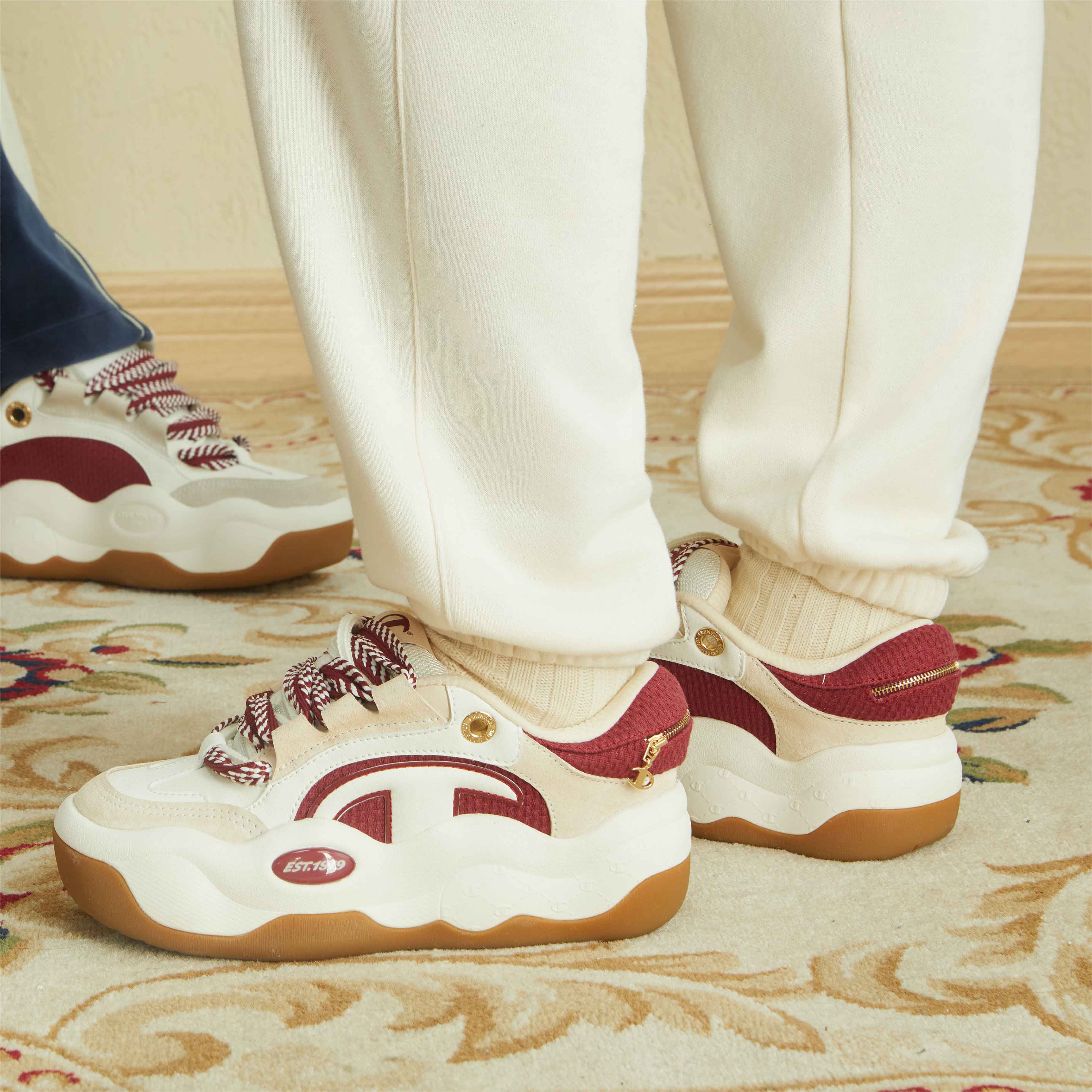 Champion Essentials CloudNine V1