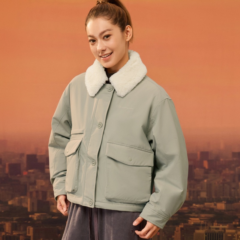 Женская куртка Champion FW25 (бежевая) — фото 9