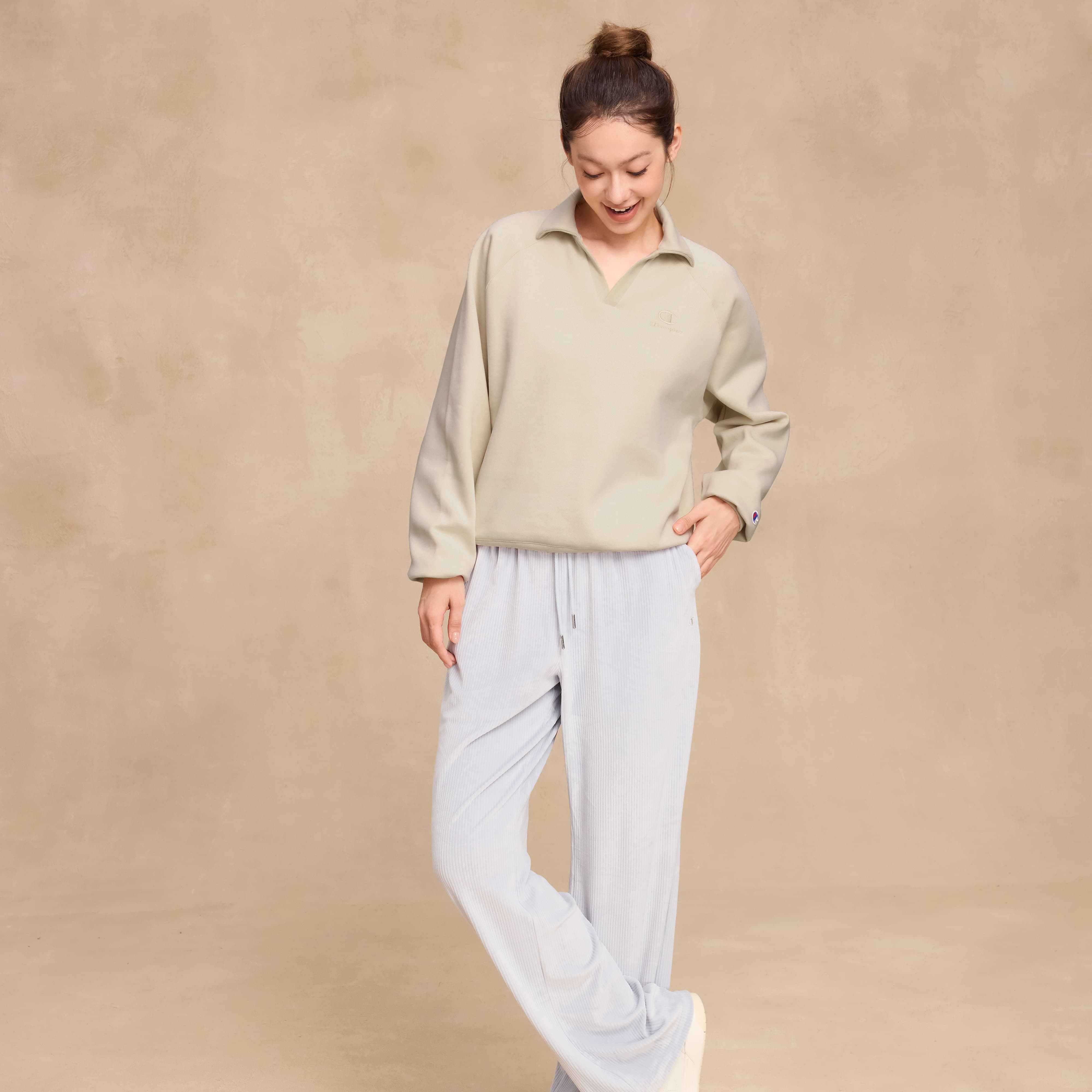 Женское худи Champion FW25 (серое) — фото 10