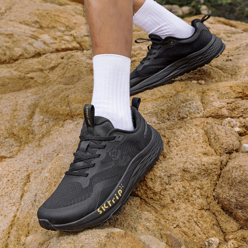 SK.TRIP Running Shoes Men’s Moonless Black