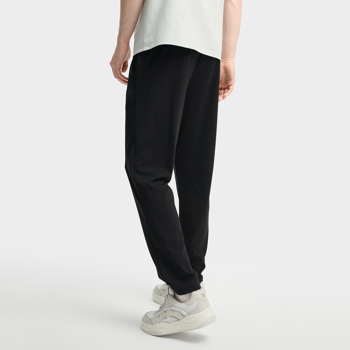Мужские штаны Fila SS25 Heritage (черные) — фото 4