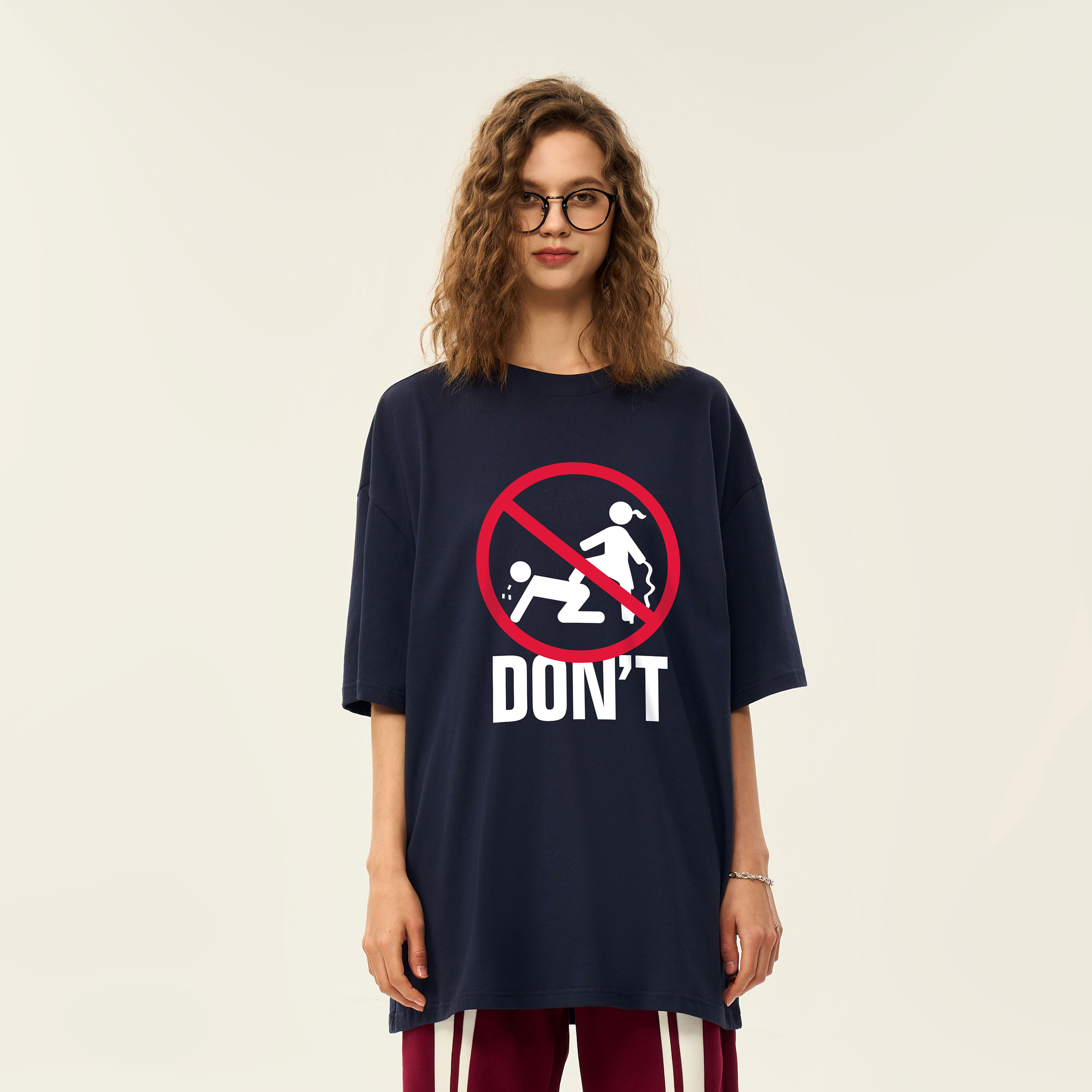 COMOWA Love is not endless abuse. Fun creative no-letter Logo print loose drop-shoulder heavy cotton short-sleeve T-shirt and shorts casual sportswear set, unisex