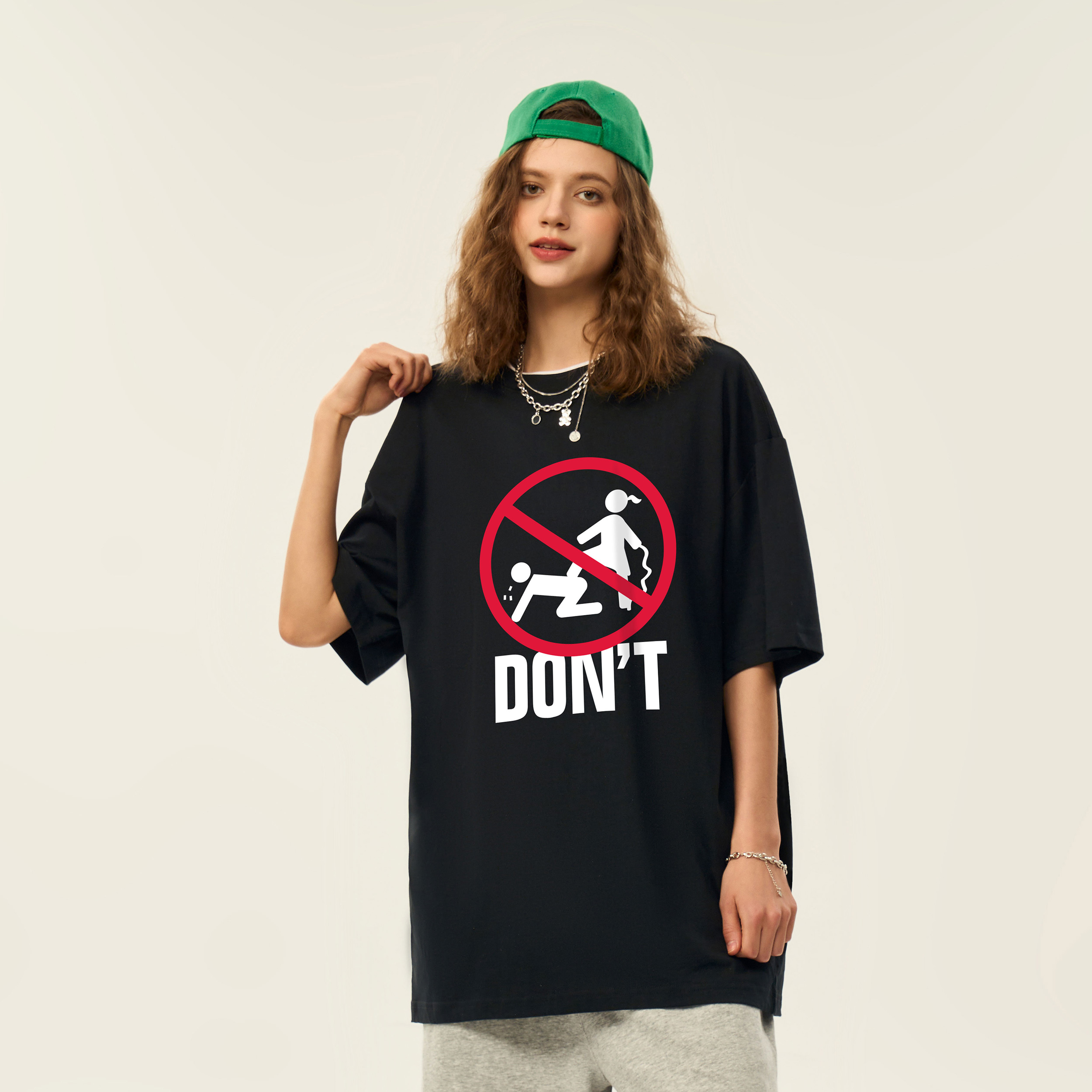 COMOWA Love is not endless abuse. Fun creative no-letter Logo print loose drop-shoulder heavy cotton short-sleeve T-shirt and shorts casual sportswear set, unisex