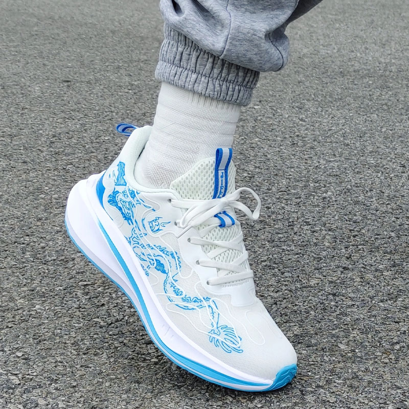 Jifffly Low top Running Shoes Unisex