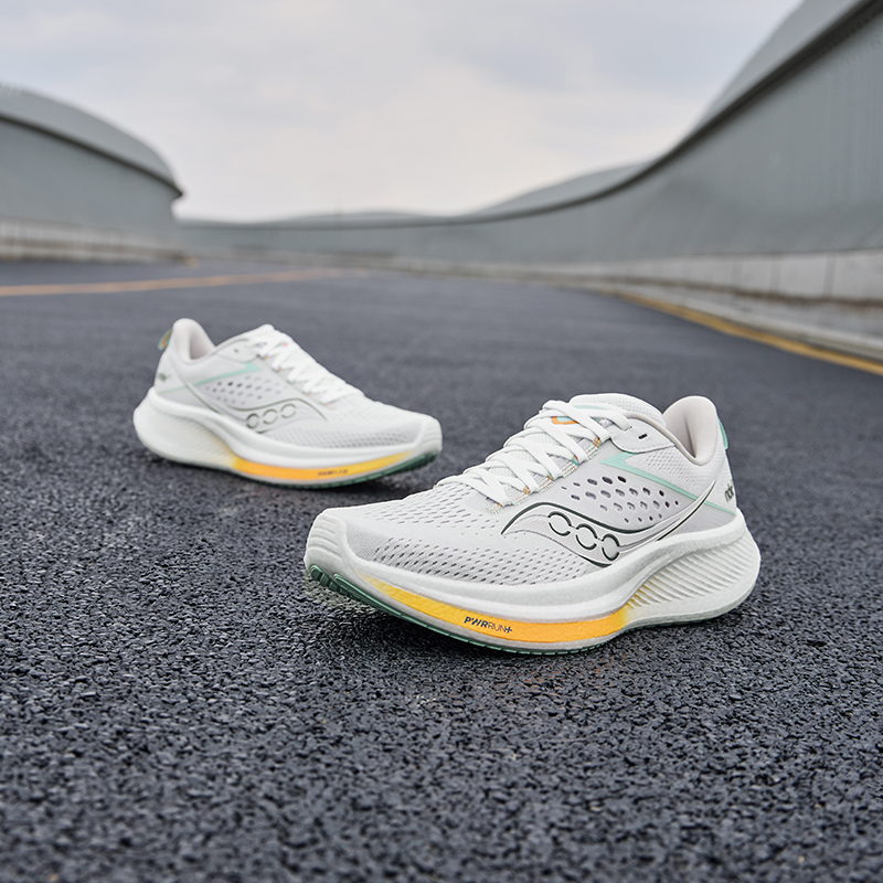 Saucony Low top Running Shoes Women's White