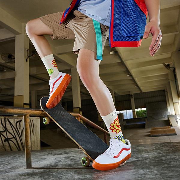 Stance x KEITH HARING    1