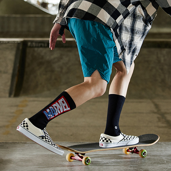 Stance x MARVEL/  LOGO   1