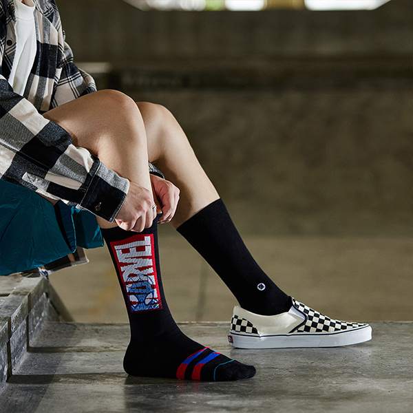 Stance x MARVEL/  LOGO   1