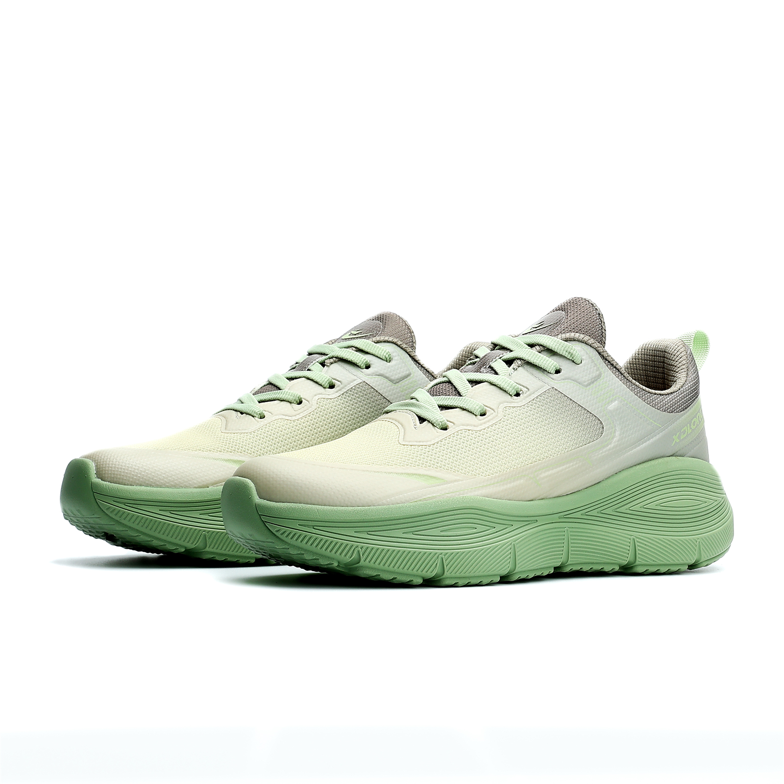 XIDELONG Breathable Low top Support Rebound, Track And Field Training Running Shoes Unisex Field Wheat Green