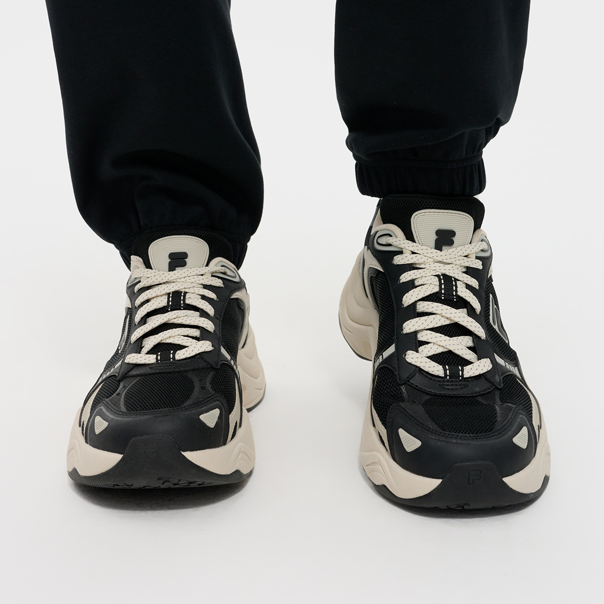 Мужские кроссовки Fila FUSION UNIQUE (черные) — 黑/燕麦色 — фото 6