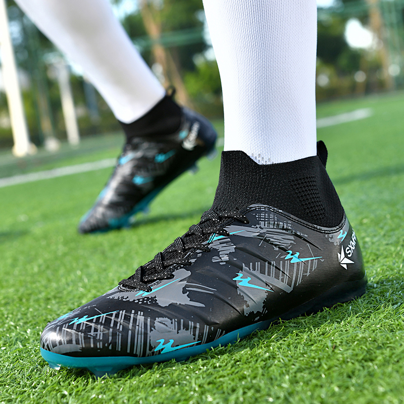 DOUBLE STAR 88 Fashion Trend Slip Resistant Lightweight Non slip Lightweight Soccer Shoes Unisex Black