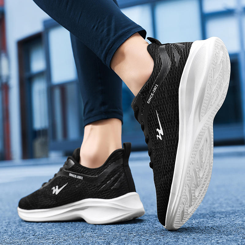 DOUBLE STAR 88 Breathable Lightweight Breathable And Lightweight Low top Running Shoes Men’s Black