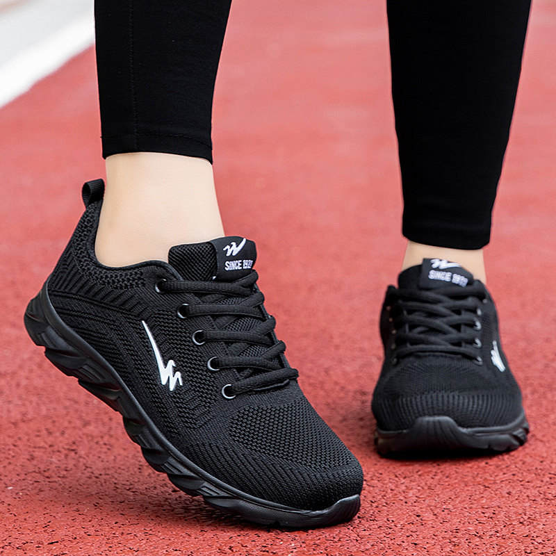 DOUBLE STAR 88 Low top Running Shoes Women’s Black