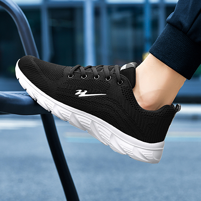 DOUBLE STAR 88 Low top Running Shoes Men’s Black White