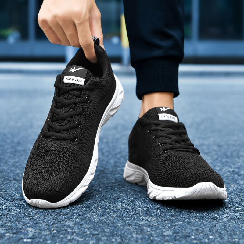 DOUBLE STAR 88 Low top Running Shoes Men’s Black White