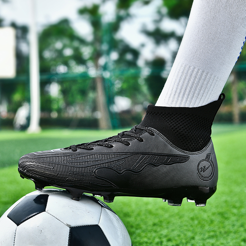 DOUBLE STAR 88 Synthetic Leather Lightweight Soccer Shoes Unisex Black