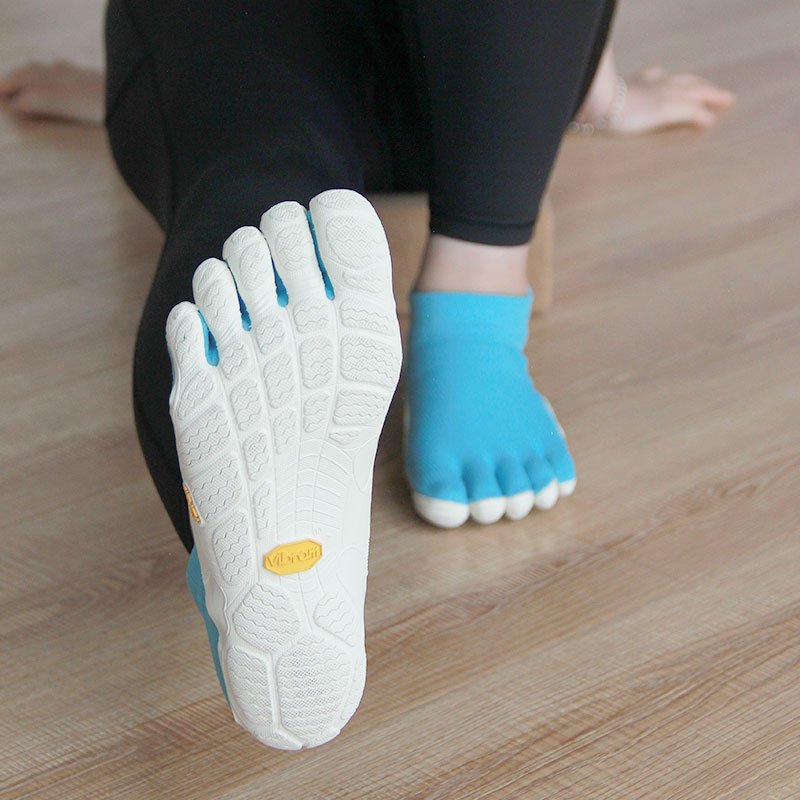 Vibram Slip Resistant Support Lightweight Low top Training Shoes Women’s Light Blue