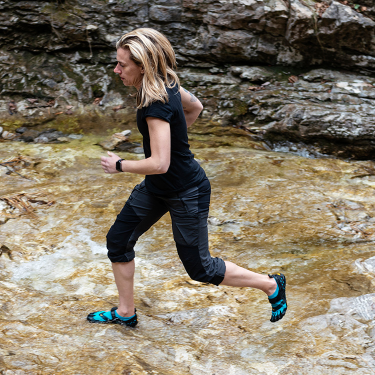 Vibram Five Fingers Shoes Wear resistant, Lightweight, Breathable, And Non slip. Low top Training Shoes Women’s