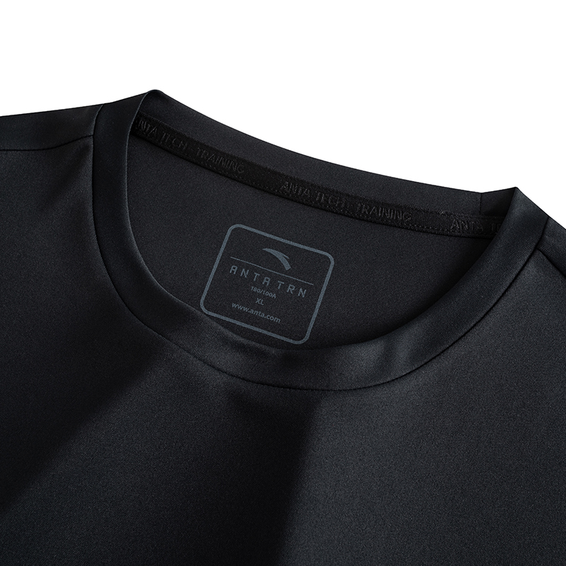 ANTA Casual Sportswear Men’s Basic Black 5 Moderate