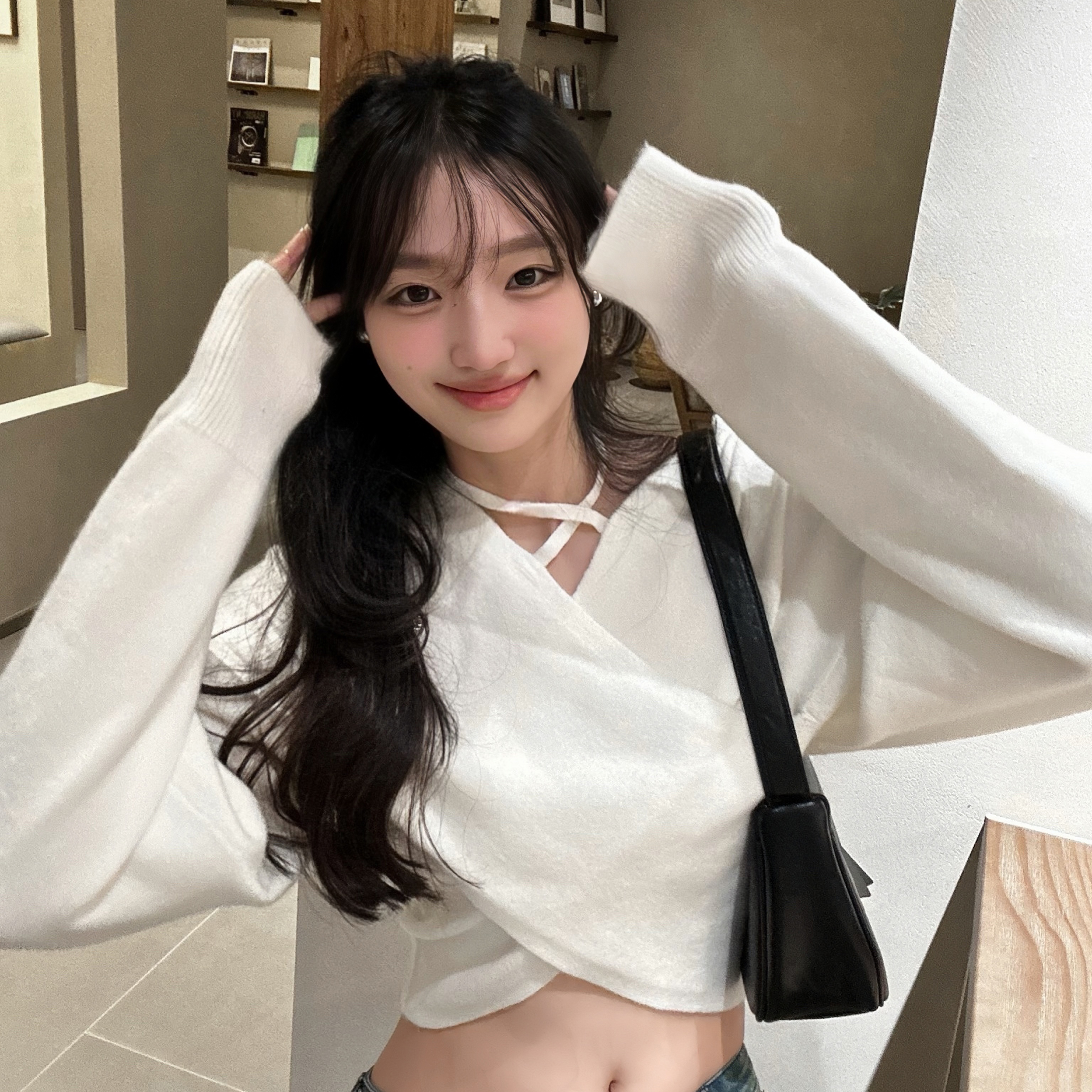 西木汀 高级感褶皱小众百搭拉链开合 牛皮 腋下包手提单肩包 小号 女款 深邃黑