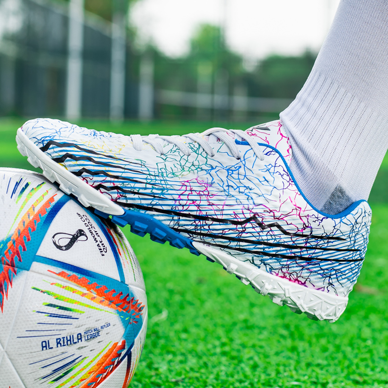 SHUANGDING Comfortable And Trendy TF Turf Artificial Turf Slip Resistant, Abrasion Resistant, Breathable