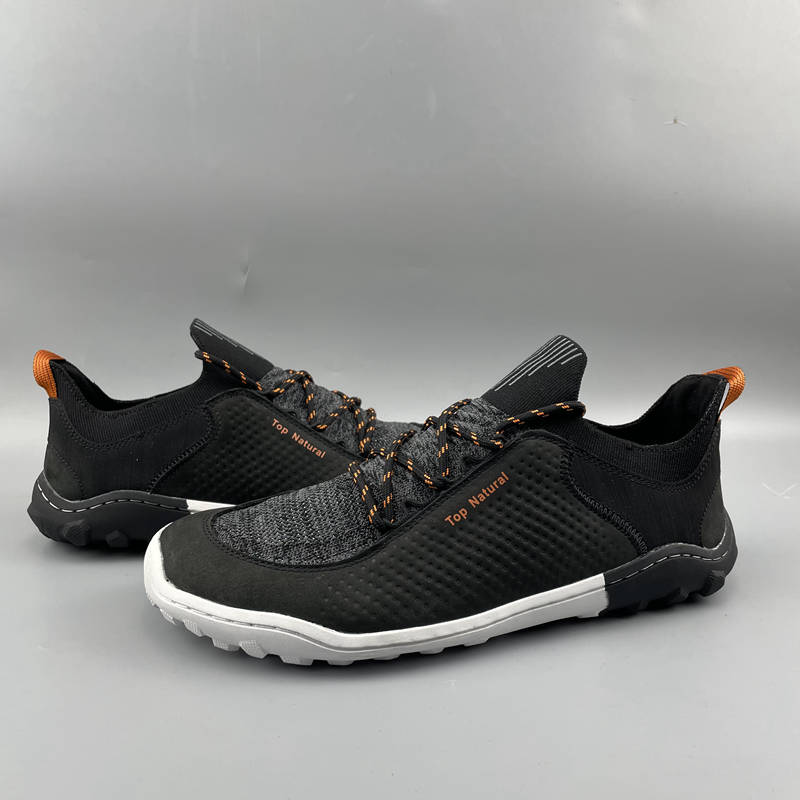 SHUANGDING Breathable And Lightweight Low top Training Shoes Men’s Black