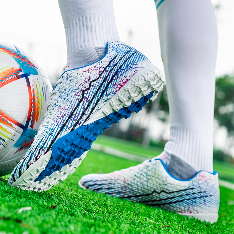 SHUANGDING Comfortable And Trendy TF Turf Artificial Turf Slip Resistant, Abrasion Resistant, Breathable