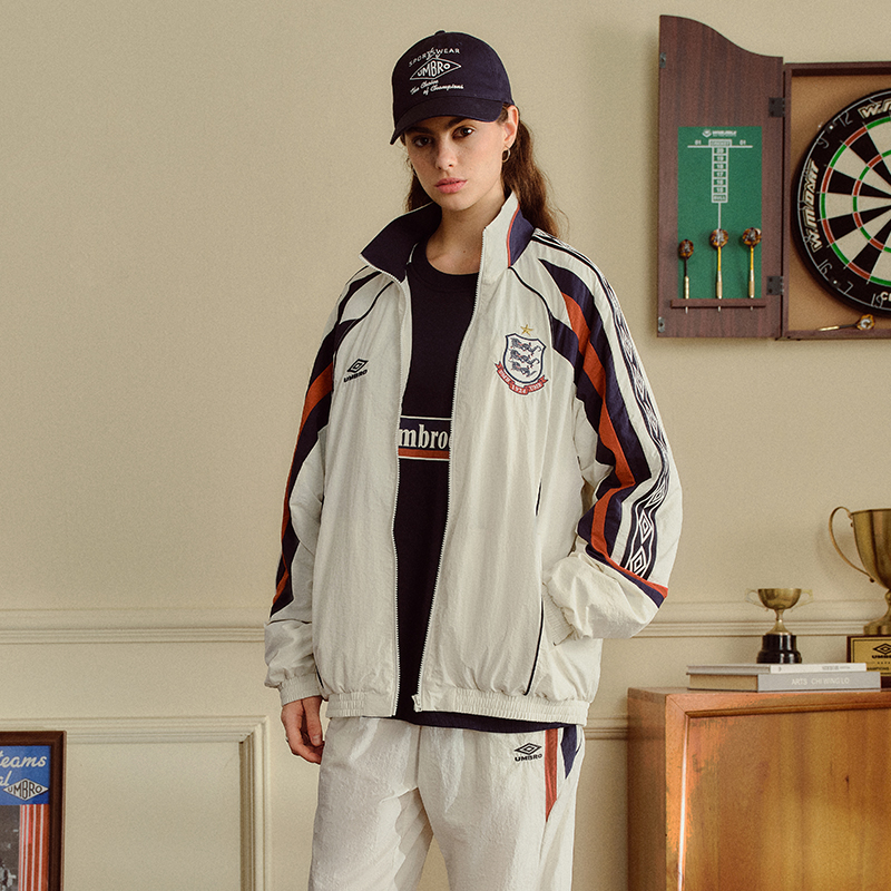 Umbro 6 Pendants All The Best Collection Casual Sportswear Unisex