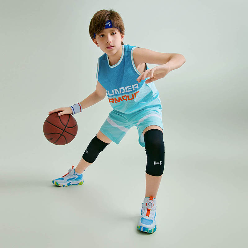 Мужский костюм Under Armour (белый) — фото 18