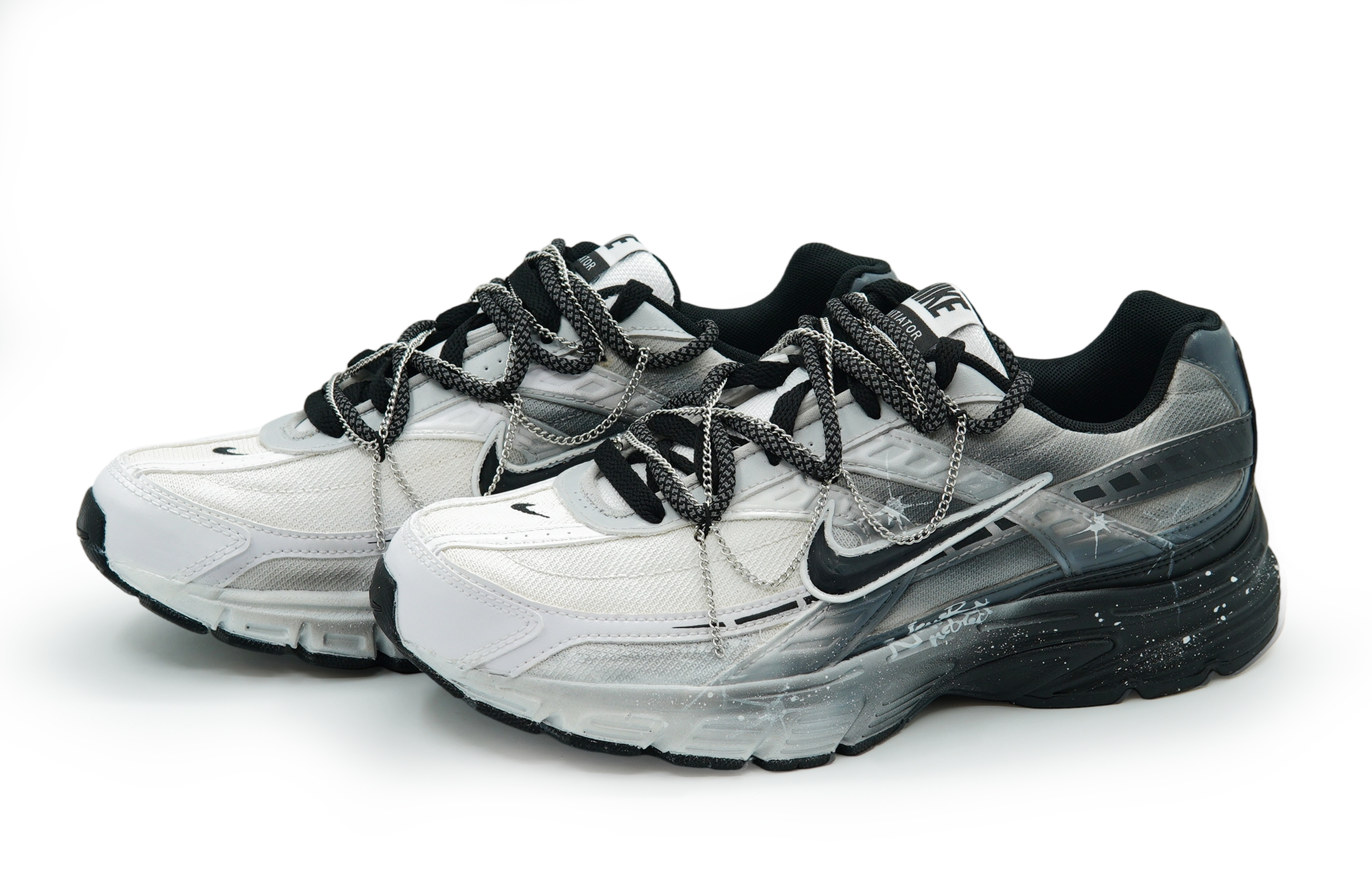 Nike Initiator Abrasion Resistant Low top Running Shoes Men’s Black White Gray